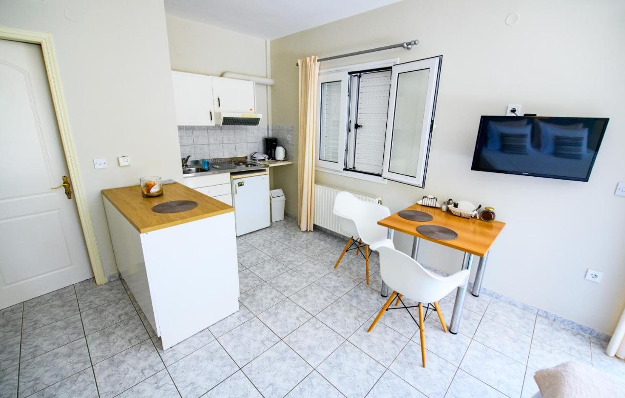 Pessada Bay Studios And Apartments Pesádha Exterior foto