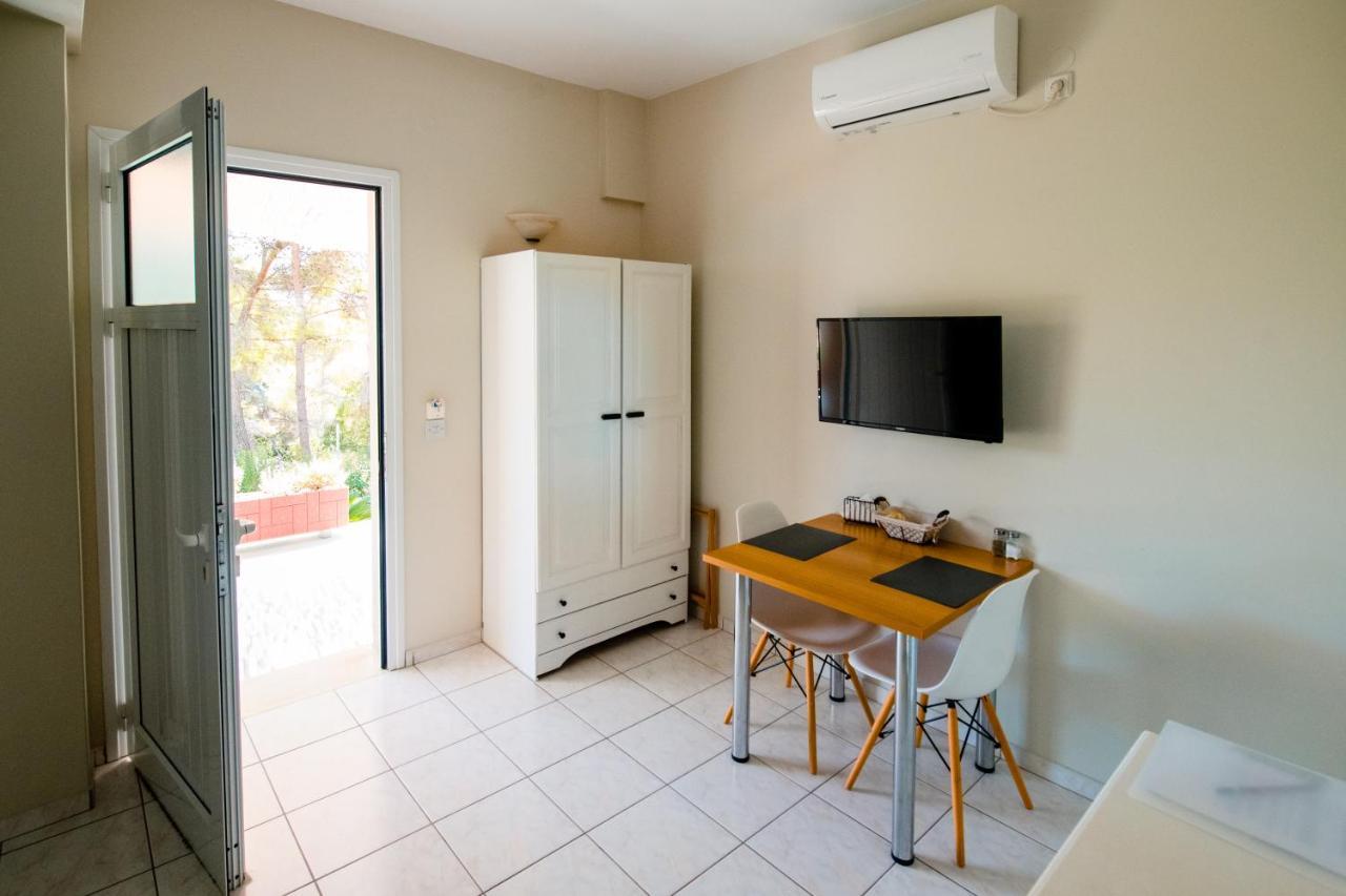 Pessada Bay Studios And Apartments Pesádha Exterior foto